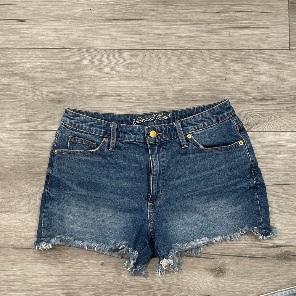 Jean shorts like new